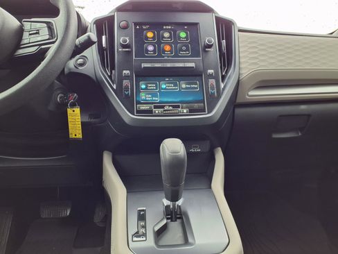 Used 2025 Subaru Forester Base image 10