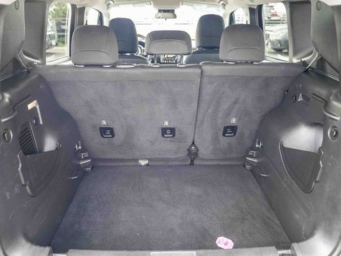 Used 2023 Jeep Renegade Altitude image 30