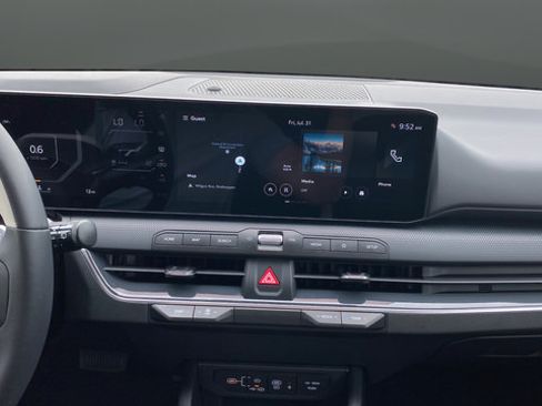 New 2026 Kia K4 GT-Line FWD image 13