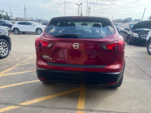 Used 2017 Nissan Rogue Sport S w/ S Appearance Package FWD image 8
