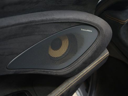 Used 2019 McLaren 600LT image 32