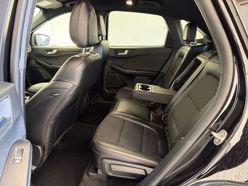 Used 2025 Ford Escape ST-Line w/ Tech Pack #1 image 13