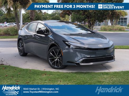 Used 2024 Toyota Prius Limited FWD image 1