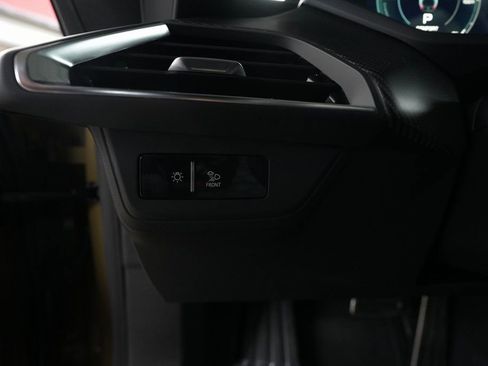 Used 2024 Audi RS e-tron GT image 25