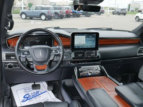 Used 2019 Lincoln Navigator L Reserve image 55
