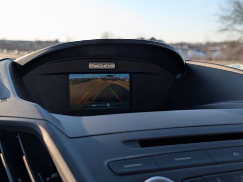 Used 2017 Ford Escape SE image 20