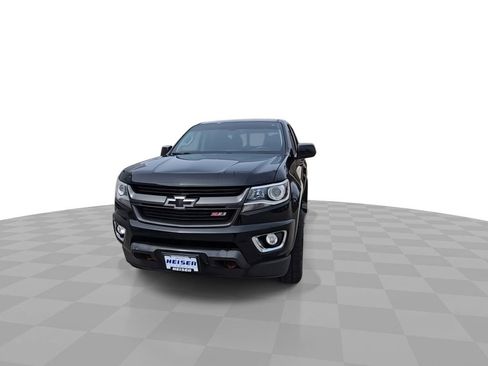 Used 2020 Chevrolet Colorado Z71 image 3