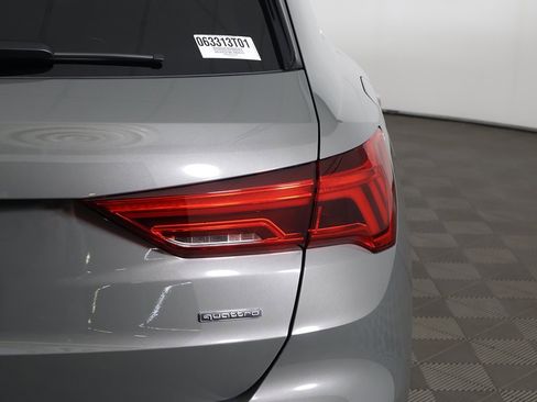 Used 2020 Audi Q3 2.0T Premium Plus w/ Premium Plus Package image 17