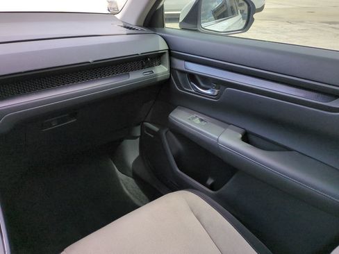 Used 2023 Honda CR-V LX image 18