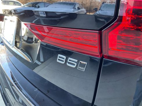 Certified 2023 Volvo XC60 B5 Plus w/ Protection Package Premier image 14