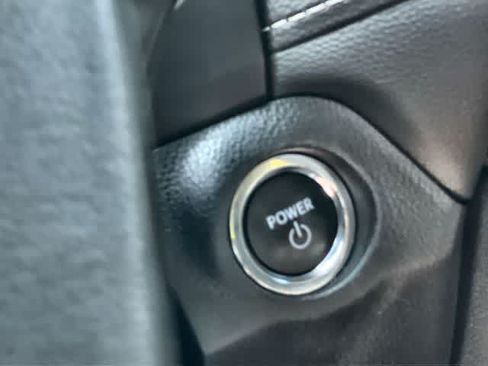 Used 2025 Toyota RAV4 XLE w/ Convenience Package AWD/4WD image 28