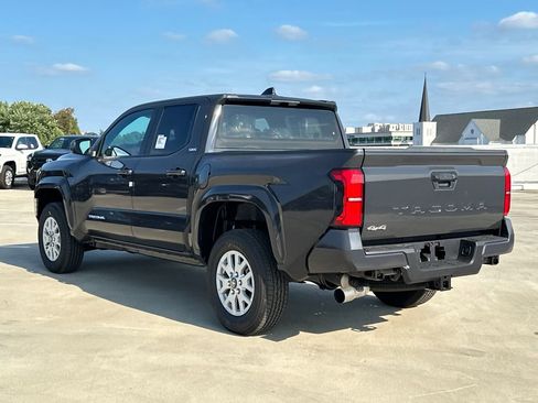 New 2025 Toyota Tacoma SR5 image 3