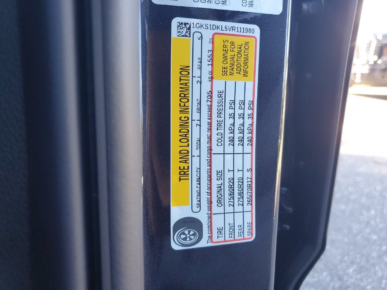 New 2027 GMC Yukon Denali w/ Sun & Power Step Package RWD image 31
