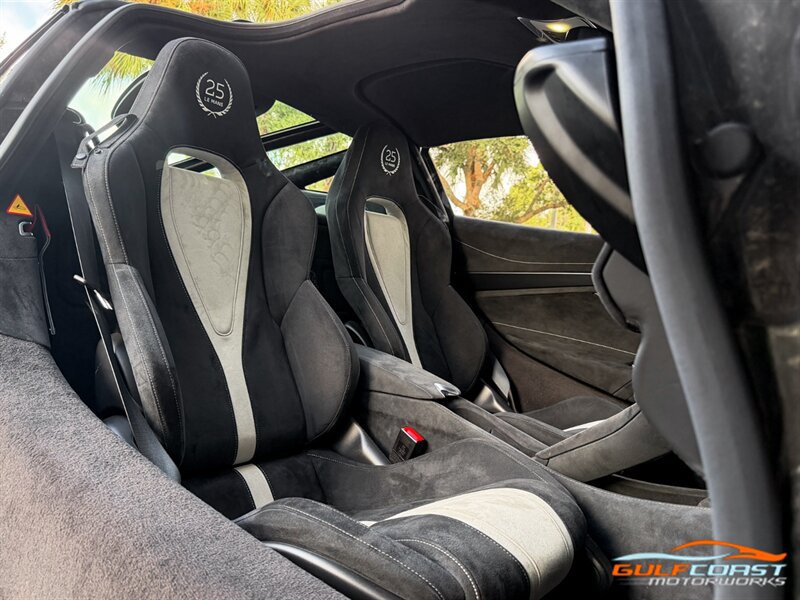 Used 2021 McLaren 720S Performance RWD image 31