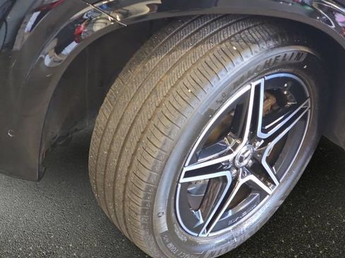 Used 2024 Mercedes-Benz GLE 350 4MATIC image 35