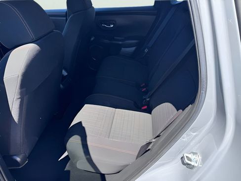 Used 2025 Honda HR-V Sport image 15