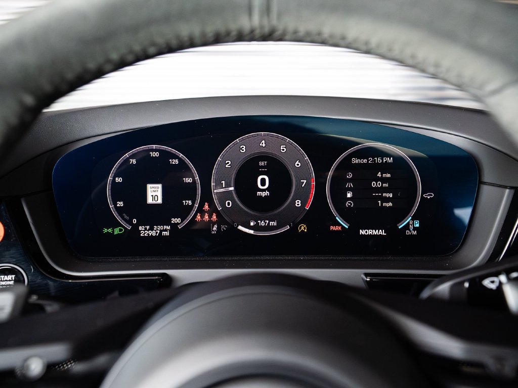Certified 2025 Porsche Cayenne GTS AWD/4WD image 15