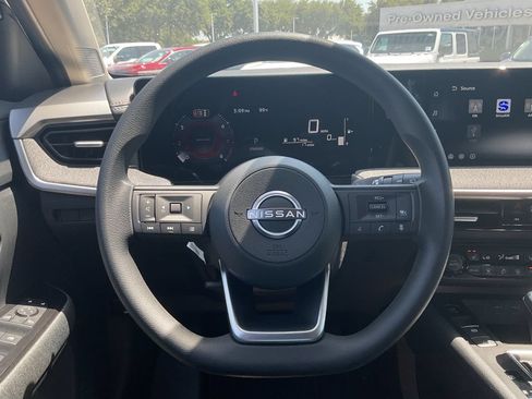 New 2026 Nissan Kicks SV w/ Cold Weather Package FWD image 33
