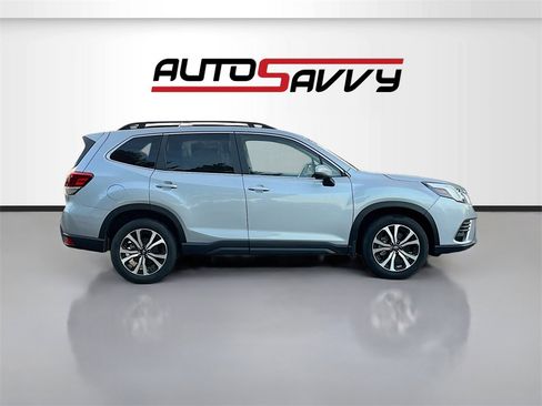 Used 2024 Subaru Forester Limited image 8