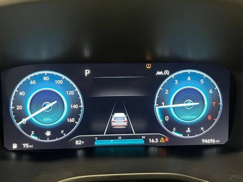Used 2023 Hyundai Santa Fe Calligraphy FWD image 13