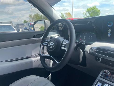 Used 2025 Hyundai Palisade SEL FWD image 27
