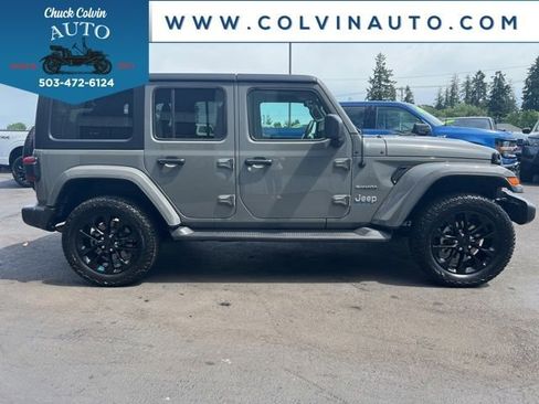 Used 2023 Jeep Wrangler Unlimited Sahara w/ Cold Weather Group AWD/4WD image 6