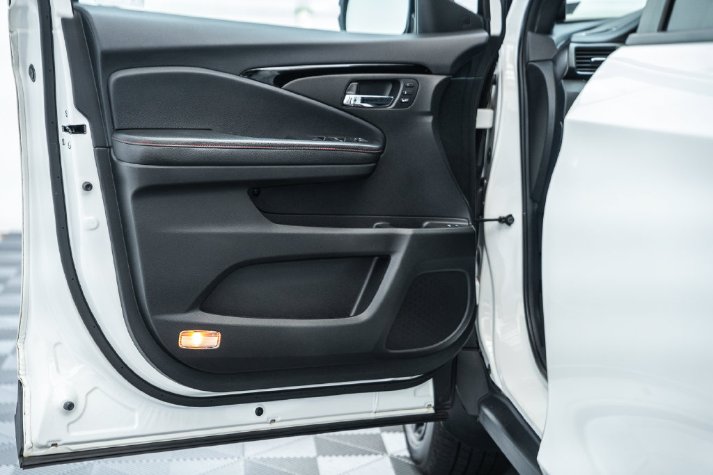 Used 2022 Honda Pilot Black Edition image 46