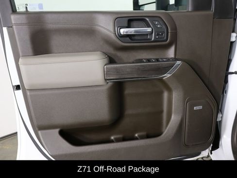 Used 2021 Chevrolet Silverado 2500 LTZ w/ LTZ Plus Package AWD/4WD image 18