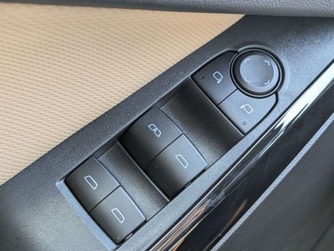 Used 2026 Chevrolet Equinox ACTIV FWD image 23