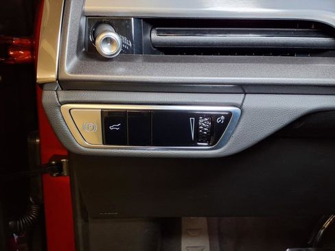 New 2026 Cadillac Vistiq Luxury image 16