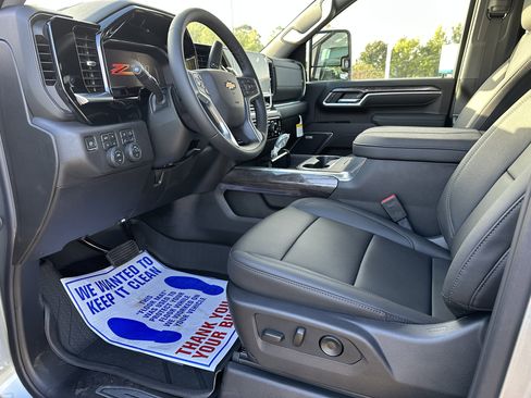 New 2026 Chevrolet Silverado 3500 LTZ w/ LTZ Plus Package image 12