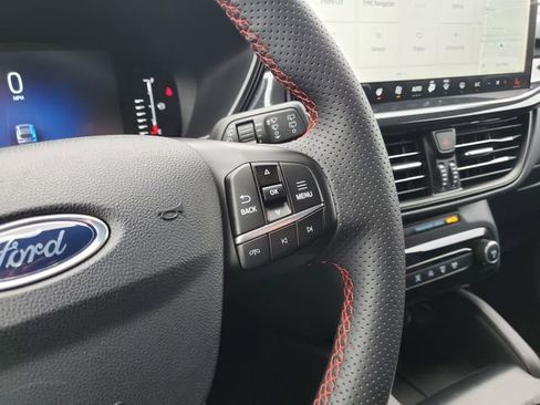 Used 2023 Ford Escape ST-Line w/ Tech Pack #1 image 16