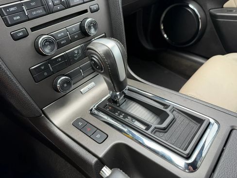 Used 2013 Ford Mustang Premium RWD image 14