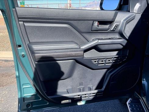 Certified 2025 Toyota 4Runner TRD Off-Road Premium image 18