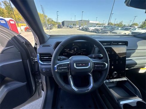 New 2026 GMC Terrain Elevation image 14