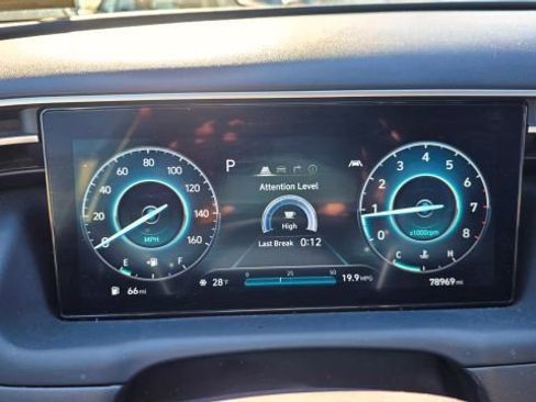 Used 2024 Hyundai Santa Cruz Limited image 17