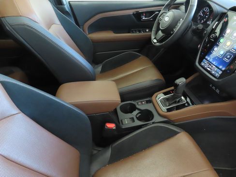 Certified 2025 Subaru Forester Touring image 27