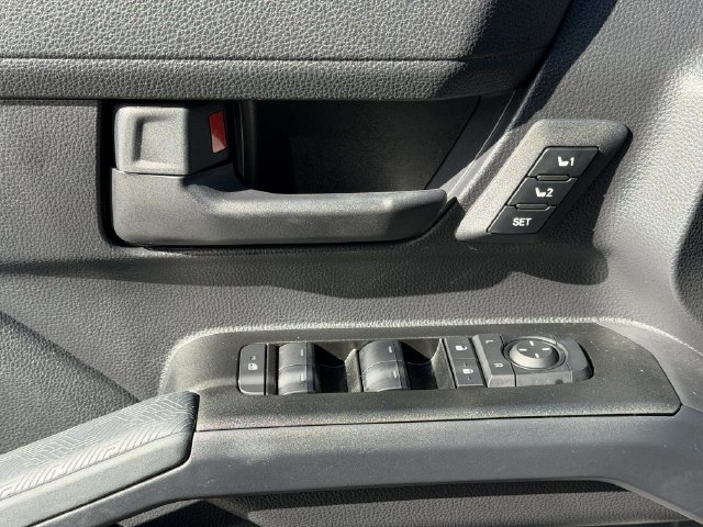 Used 2026 Toyota 4Runner TRD Off-Road Premium AWD/4WD image 24