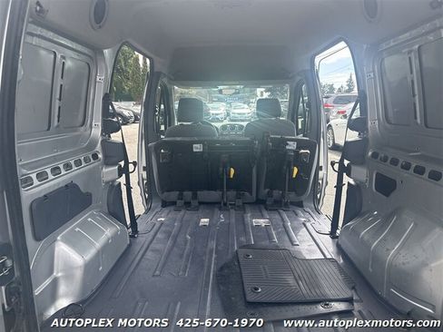 Used 2011 Ford Transit Connect XLT image 27