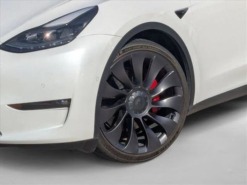 Used 2022 Tesla Model Y Performance image 21
