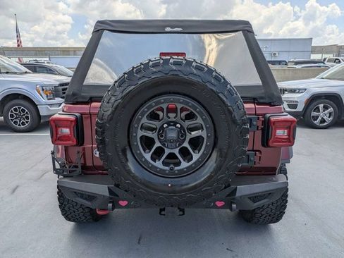 Used 2021 Jeep Wrangler Unlimited Rubicon w/ Xtreme Recon 35" Tire Package AWD/4WD image 4