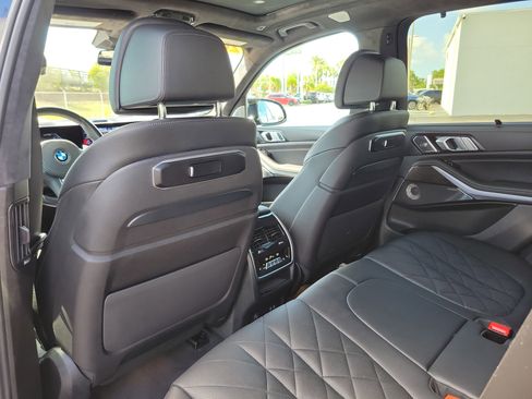 Used 2024 BMW X5 M60i AWD/4WD image 12