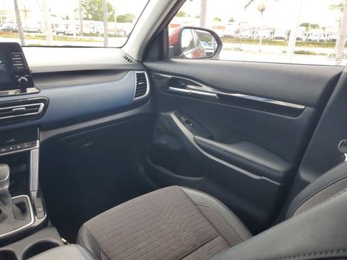Used 2023 Kia Seltos S FWD image 14
