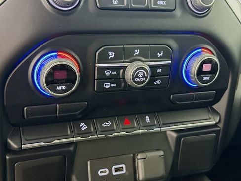 Used 2022 Chevrolet Silverado 1500 LT Trail Boss image 15