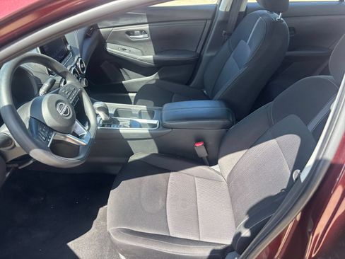Used 2025 Nissan Sentra SV FWD image 24