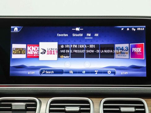 Used 2025 Mercedes-Benz GLE 350 4MATIC image 15