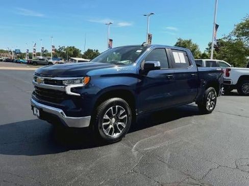Used 2023 Chevrolet Silverado 1500 LT AWD/4WD image 4