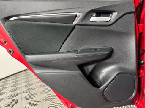 Used 2019 Honda Fit LX image 37