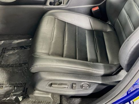 Used 2023 Honda CR-V EX-L image 18