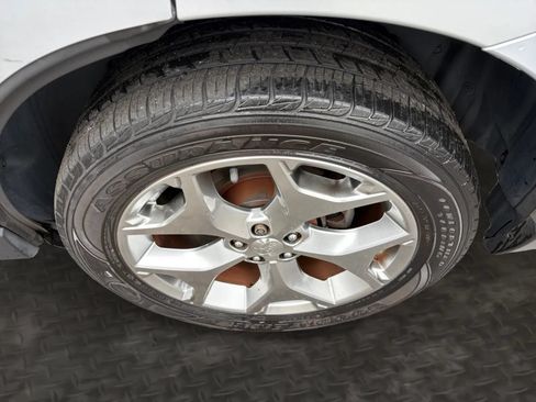 Used 2015 Subaru Forester 2.5i Touring w/ Eyesight & Navigation System AWD/4WD image 43